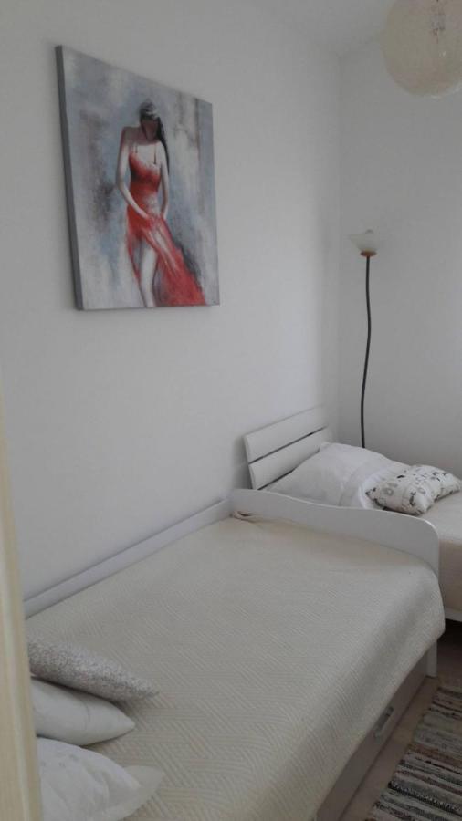 House Viki Villa Plano Екстериор снимка